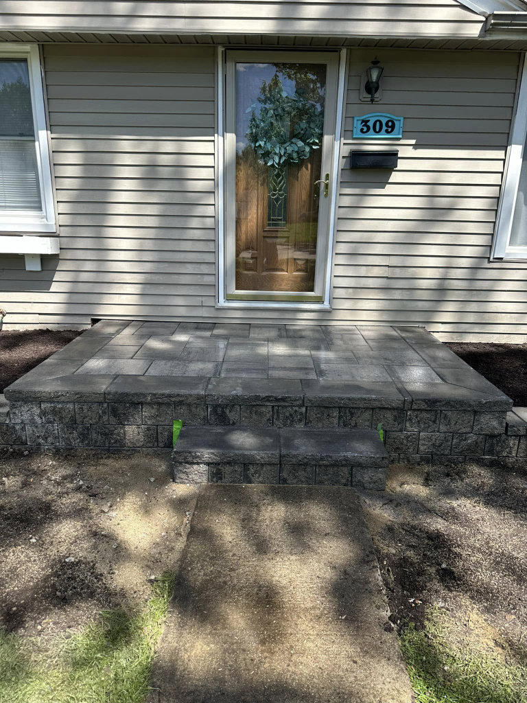 Greener Grounds Landscape brick patio.