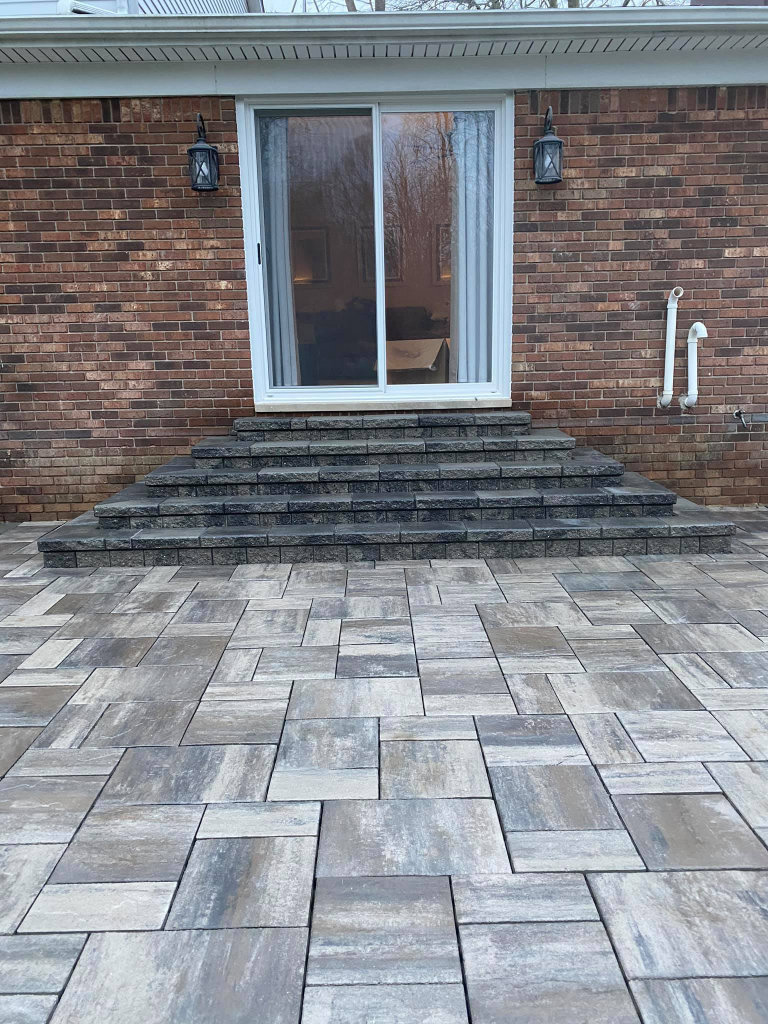 Greener Grounds Landscape brick patio and steps.